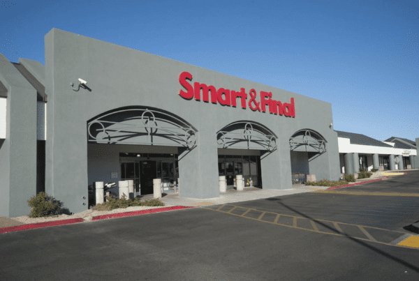 Smart & Final building