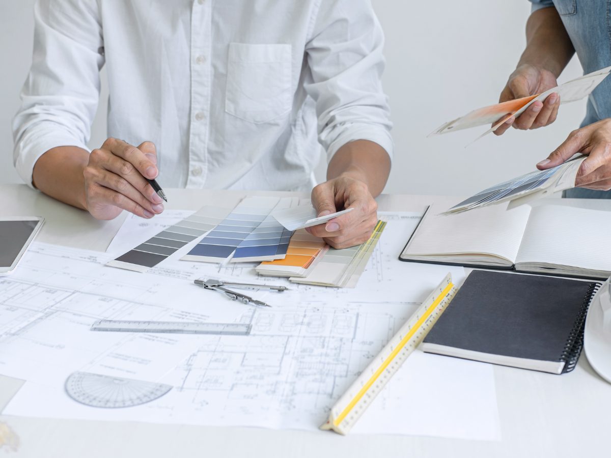 hiring painting contractor