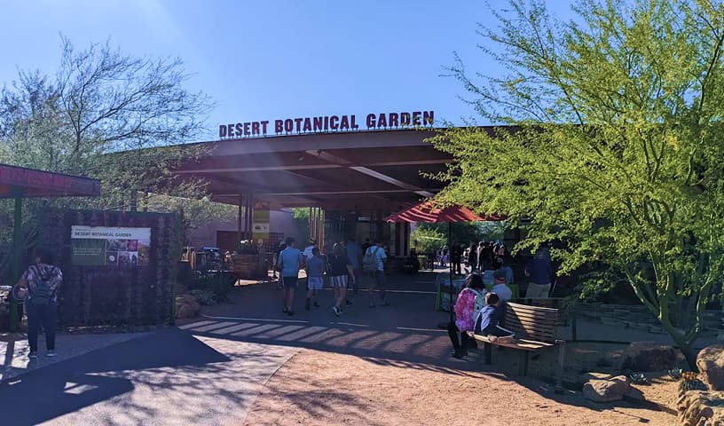 Desert Botanical Garden entrance in Phoenix, Arizona